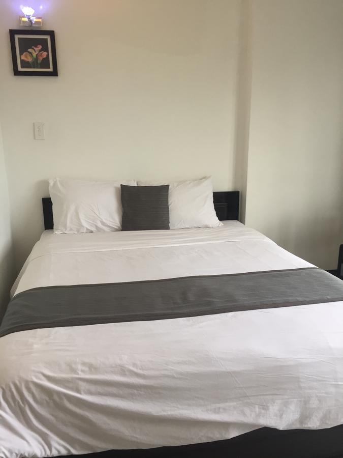 Khue My Hotel Da Nang Buitenkant foto