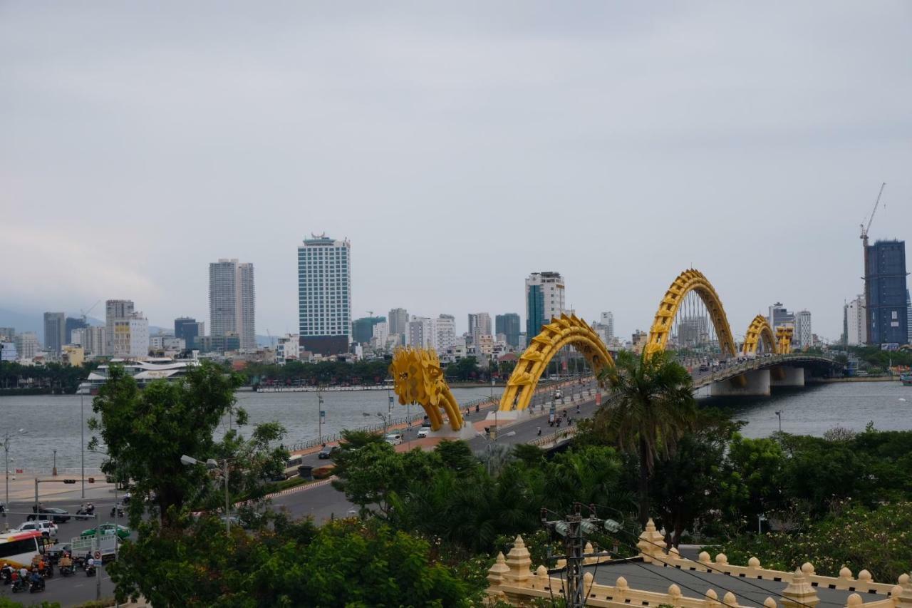 Khue My Hotel Da Nang Buitenkant foto